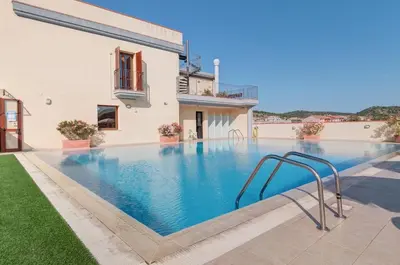 Piscina di ISA-Residence Le Fontane o nelle vicinanze