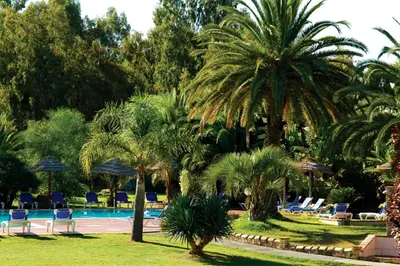 Piscina di Classical Residence Baia delle Palme Premium Bilo 4 nm1213 o nelle vicinanze