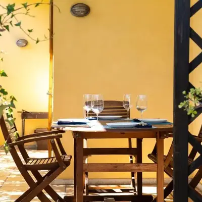 Luisa Sunny House
