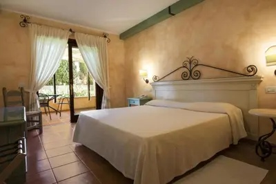 Letto o letti in una camera di Tranquil Lantana Resort Hotel and Apartments 1 Bedroom room apartment sleeps 5