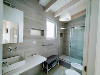 Bagno di villa ELEGANCE charming PORTO PINO