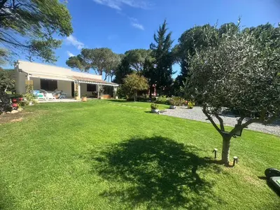 Giardino di Villa with garden 1000m - 300m from the beach in PULA