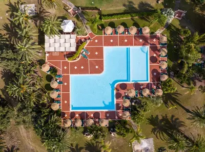 Piscina di Holiday home in a private residence o nelle vicinanze