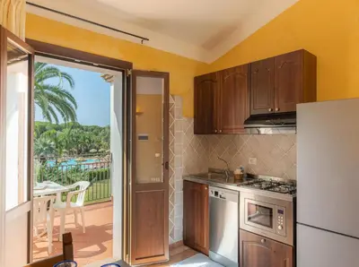 Cucina o angolo cottura di Holiday home in a private residence