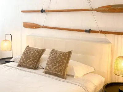 Letto o letti in una camera di Kalma Green Old Town Retreat