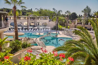 Piscina di Forte Village Resort - Bouganville o nelle vicinanze