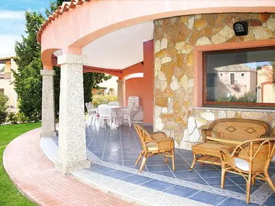 Patio o area all'aperto di Holiday Home Rei Sole - REI300 by Interhome