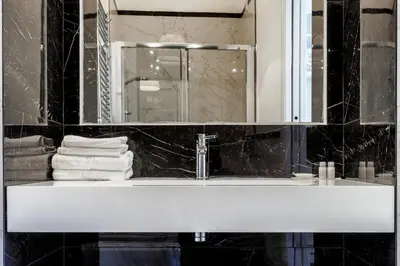 Bagno di PLEY Cagliari Boutique Suites
