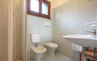 Bagno di Stunning Apartment In Costa Rei -Ca-
