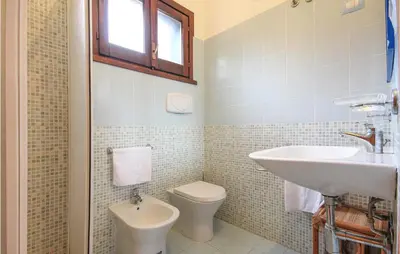 Bagno di 1 Bedroom Stunning Apartment In Costa Rei -Ca-