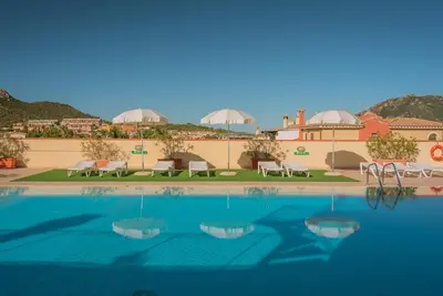 Piscina di Residence Le Fontane o nelle vicinanze